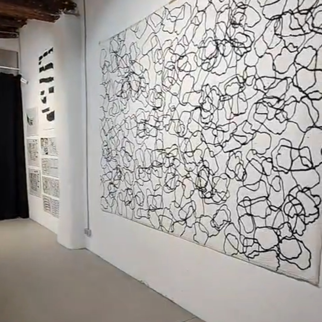 LLUEVE PAREDES Art Gallery, vista 1